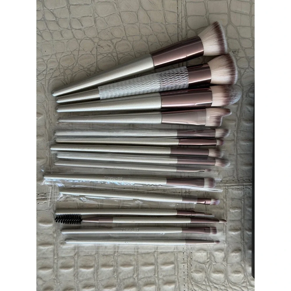 BS MALL Makeup Brush Set 15 Piece Professional Cosmetic Brushes Black Holder NWT